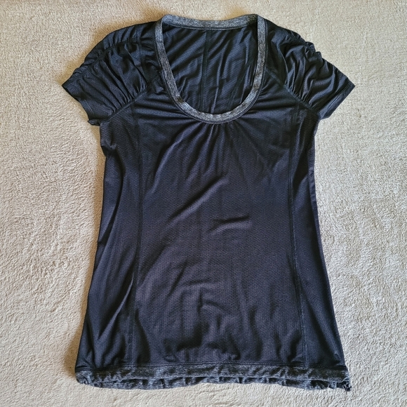 Lululemon scoop neck t-shirt size 6 - Picture 3 of 13